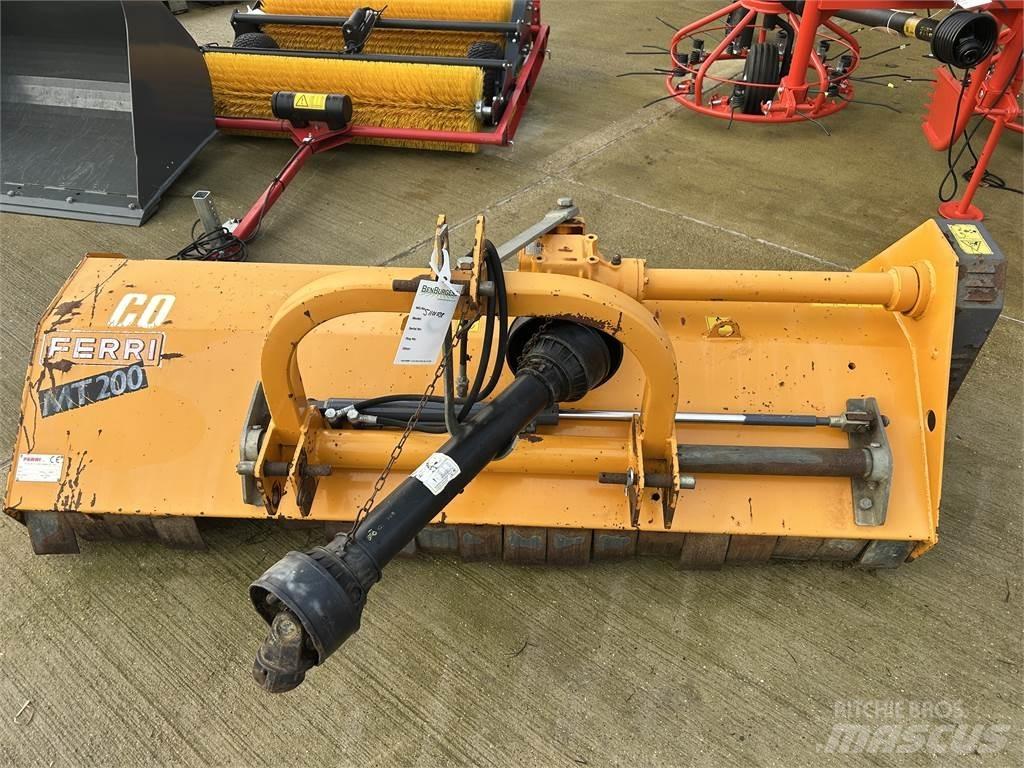 Reco MT200 Gadanheiras e cortadores de folhas para pastos