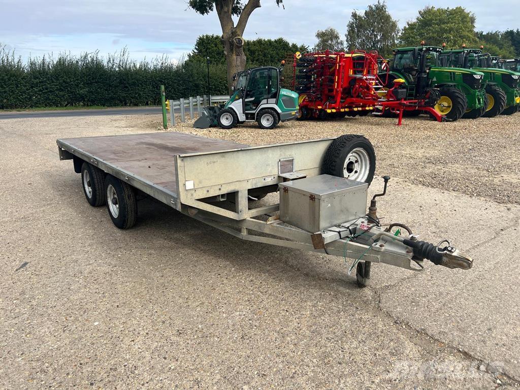 RICHARDSON  Espalhadores de estrume