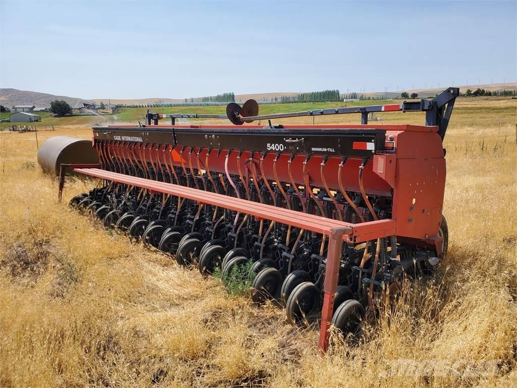CASE 5400 Outras semeadeiras e acessórios