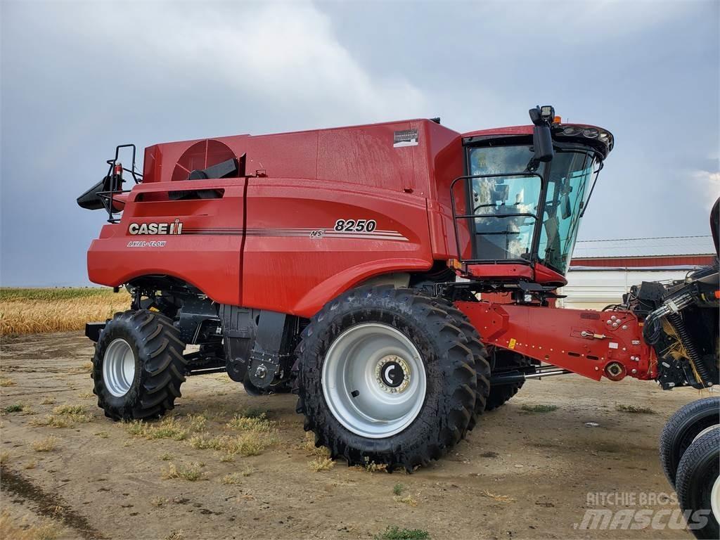 Case IH 8250 Ceifeiras debulhadoras