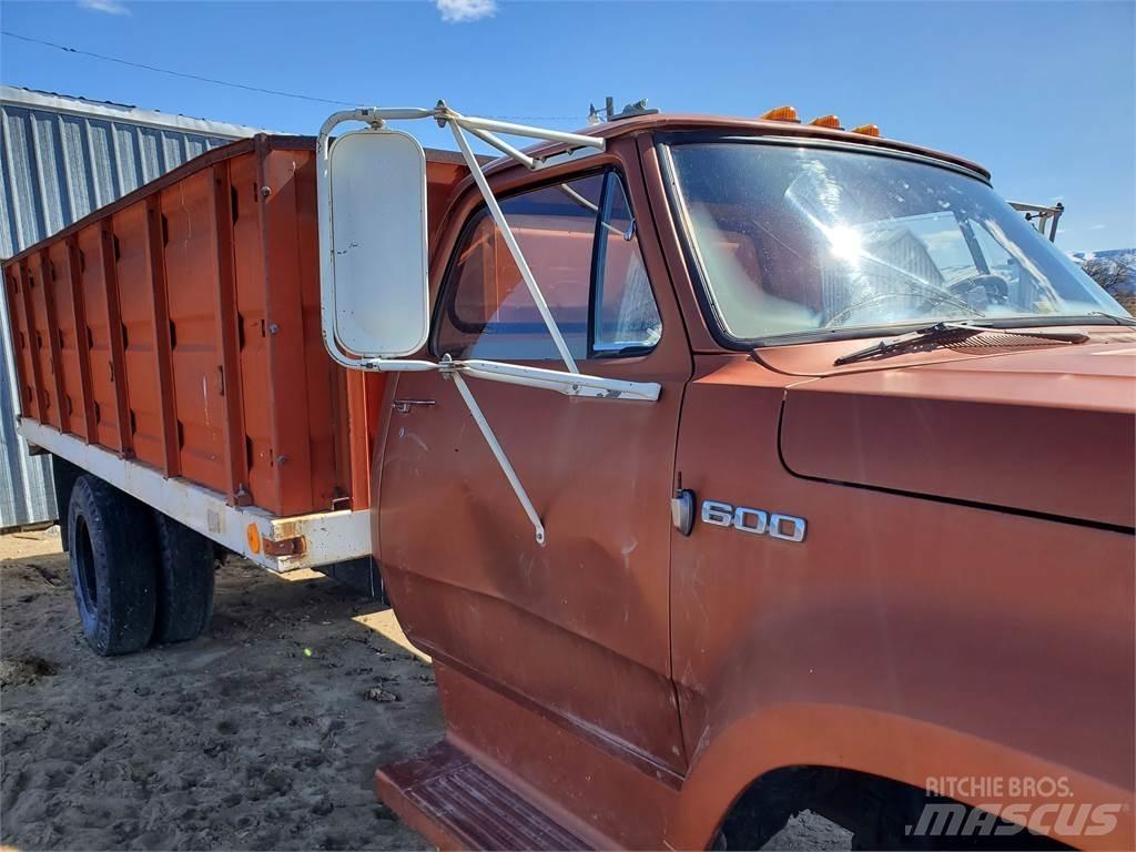 Dodge D600 Outros Camiões