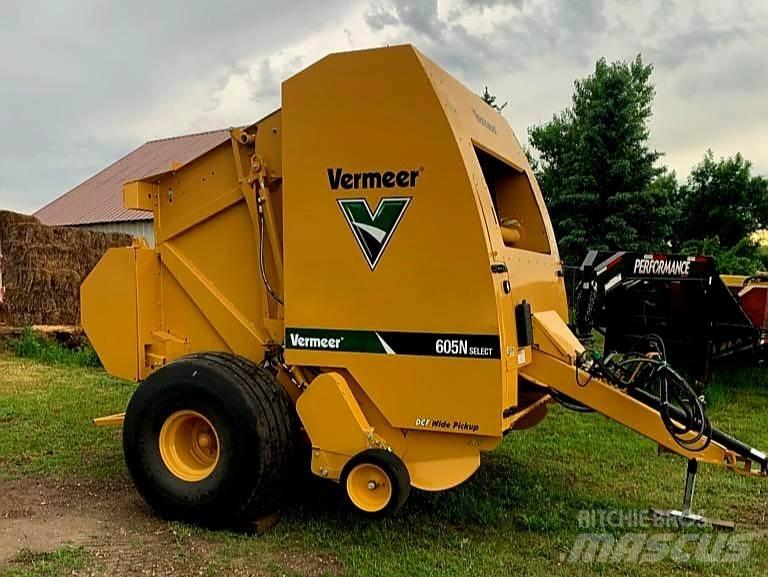 Vermeer 605N Enfardadeira de rolos