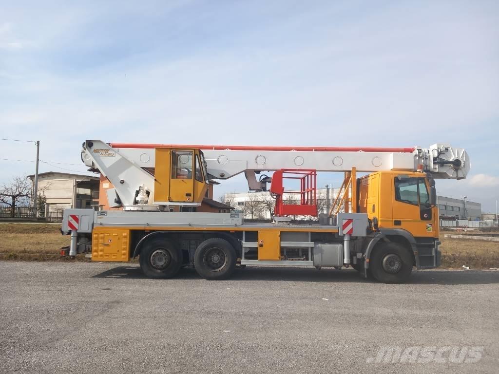 Pagliero J340TA Plataformas aéreas montadas em camião