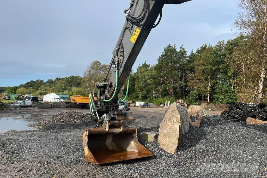 Volvo EC 220 DL Escavadeiras de esteiras