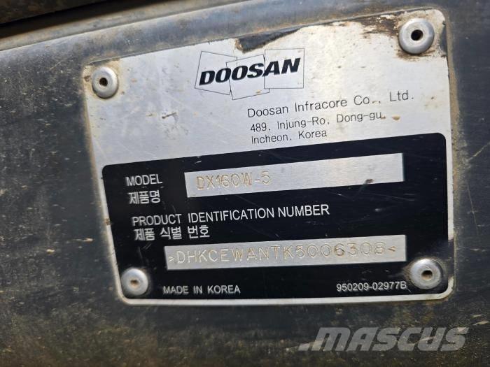 Doosan DX 140 W-5 Escavadoras de rodas