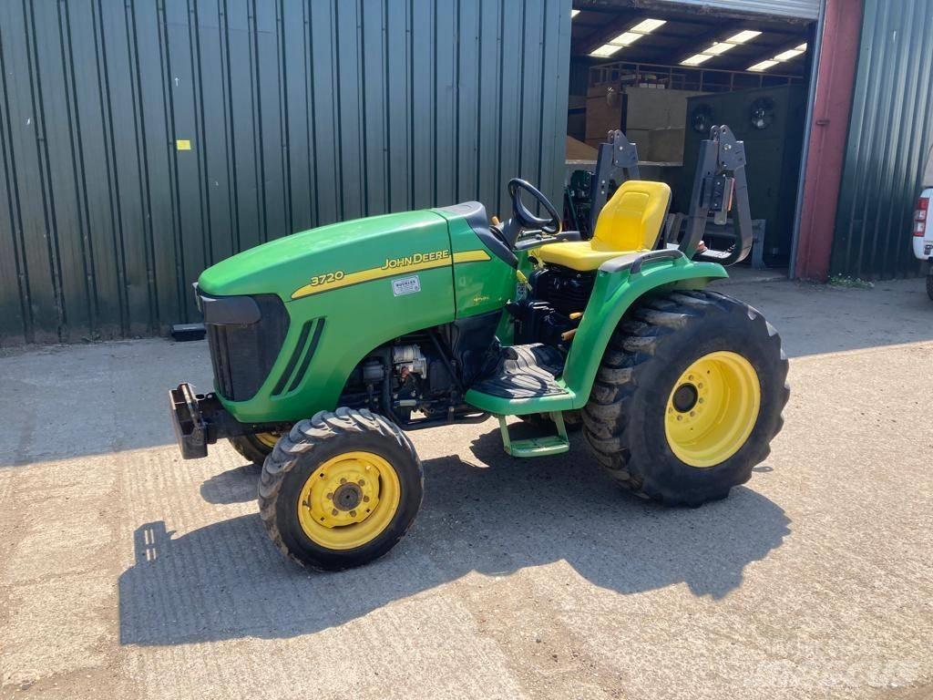 John Deere 3720 Tratores Agrícolas usados