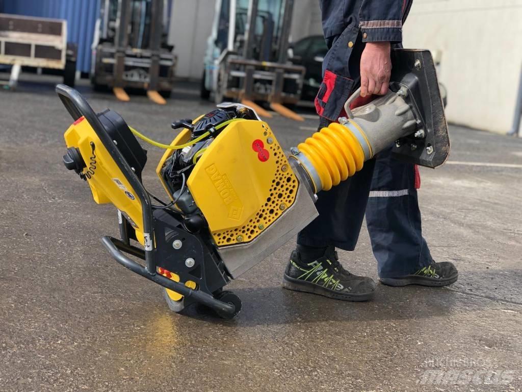 Bomag BT60/4 Saltitões
