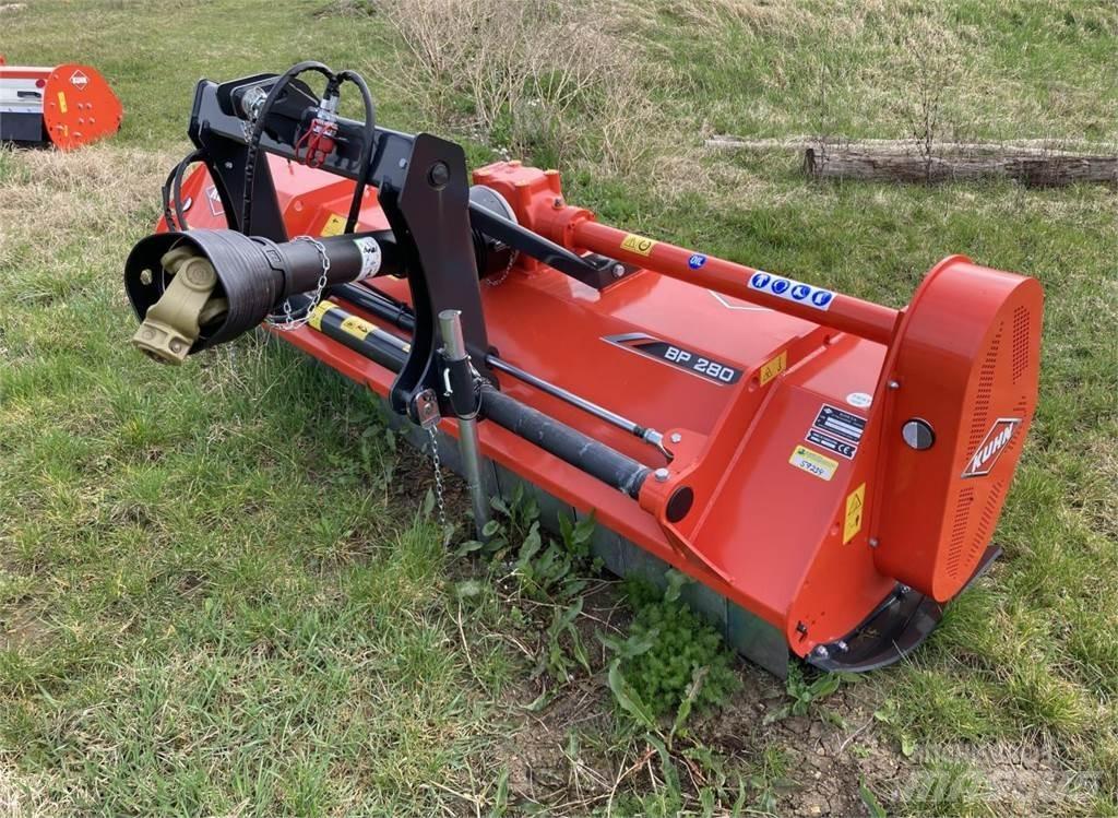 Kuhn BP 280 Gadanheiras e cortadores de folhas para pastos