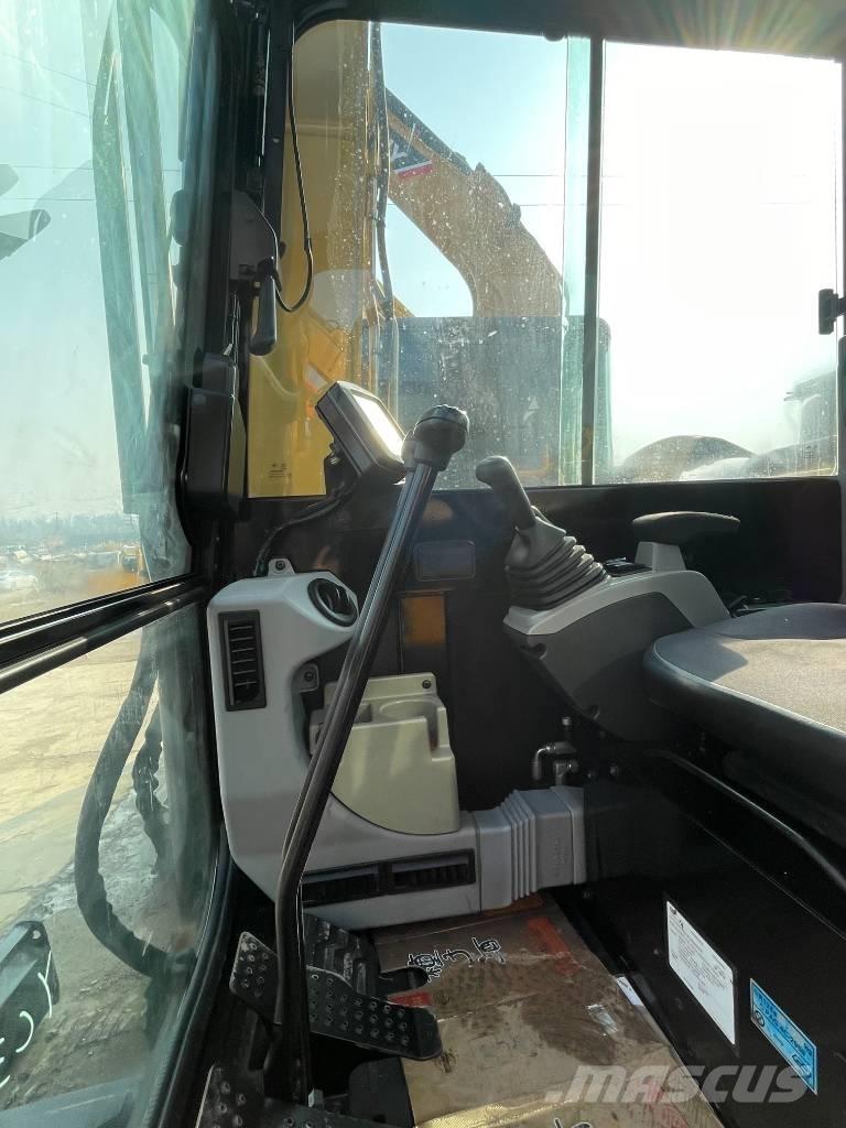 CAT 305 C CR Miniescavadeiras