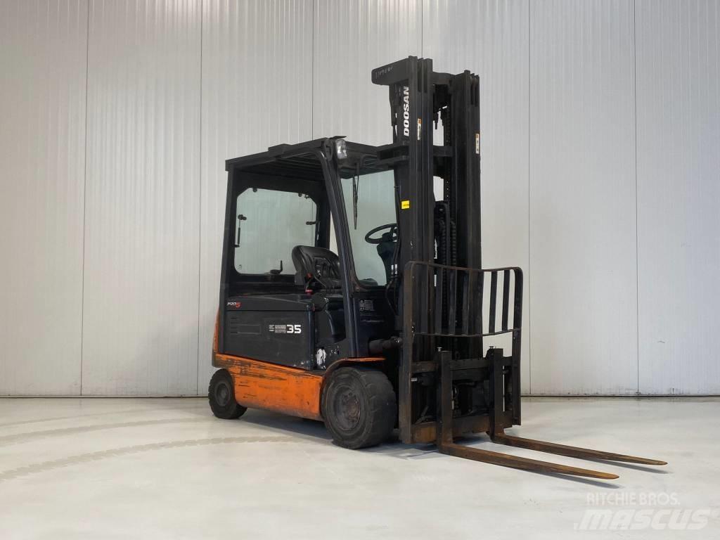 Doosan B35X-5 Empilhadores eléctricos