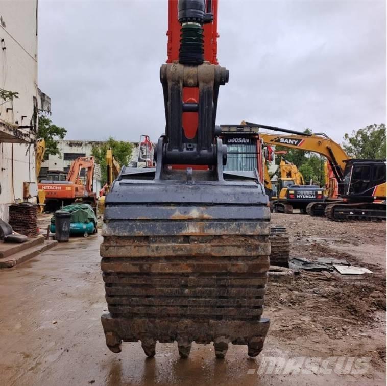 Doosan DX 340 Escavadeiras de esteiras
