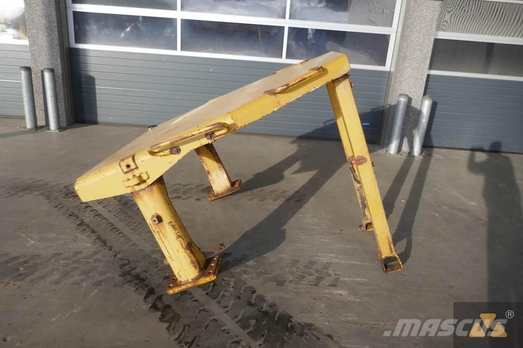 CAT D8N O-rops cab Cabines e interior