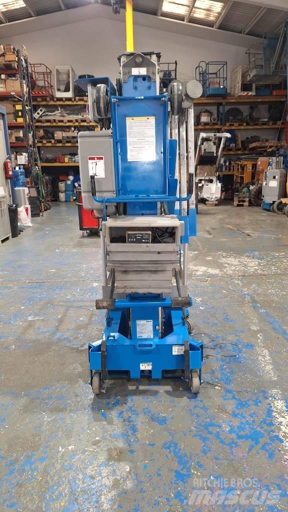 Genie AWP 30 S Plataformas de Mastro Vertical
