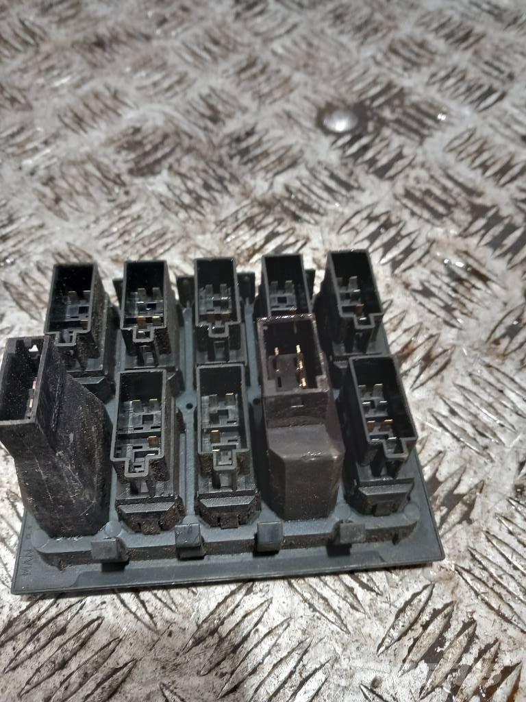 MAN TGA  81259070277 Electrónica