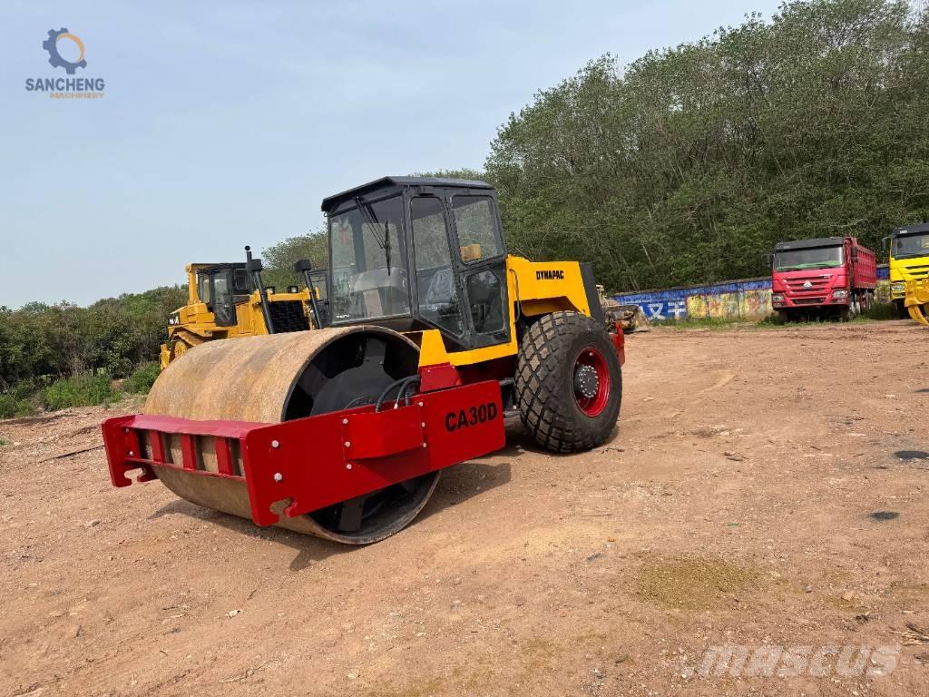 Dynapac CA 30 D Cilindros Compactadores monocilíndricos