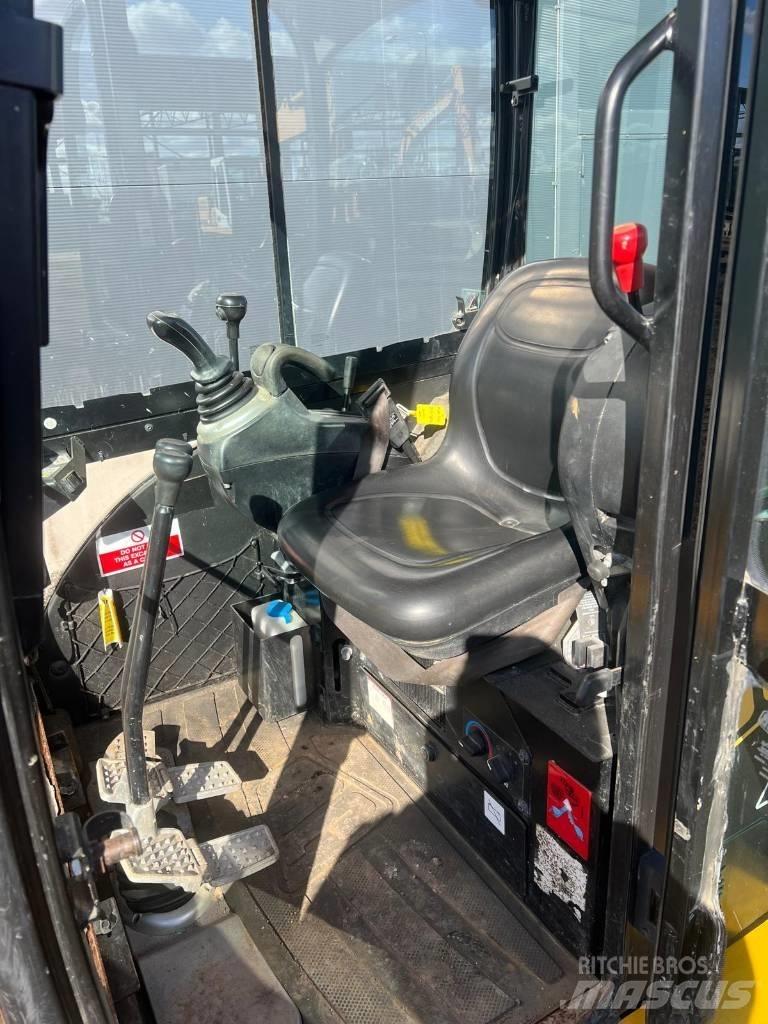 JCB 8026 CTS Miniescavadeiras