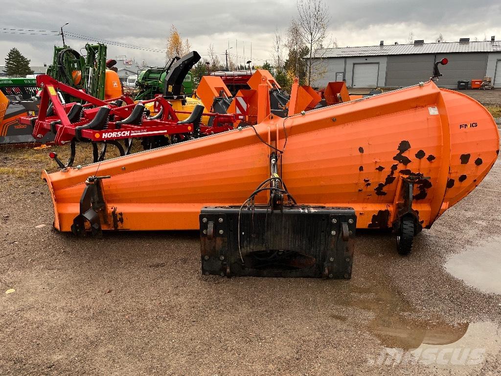 FMG 390 Lâminas de neve e arados