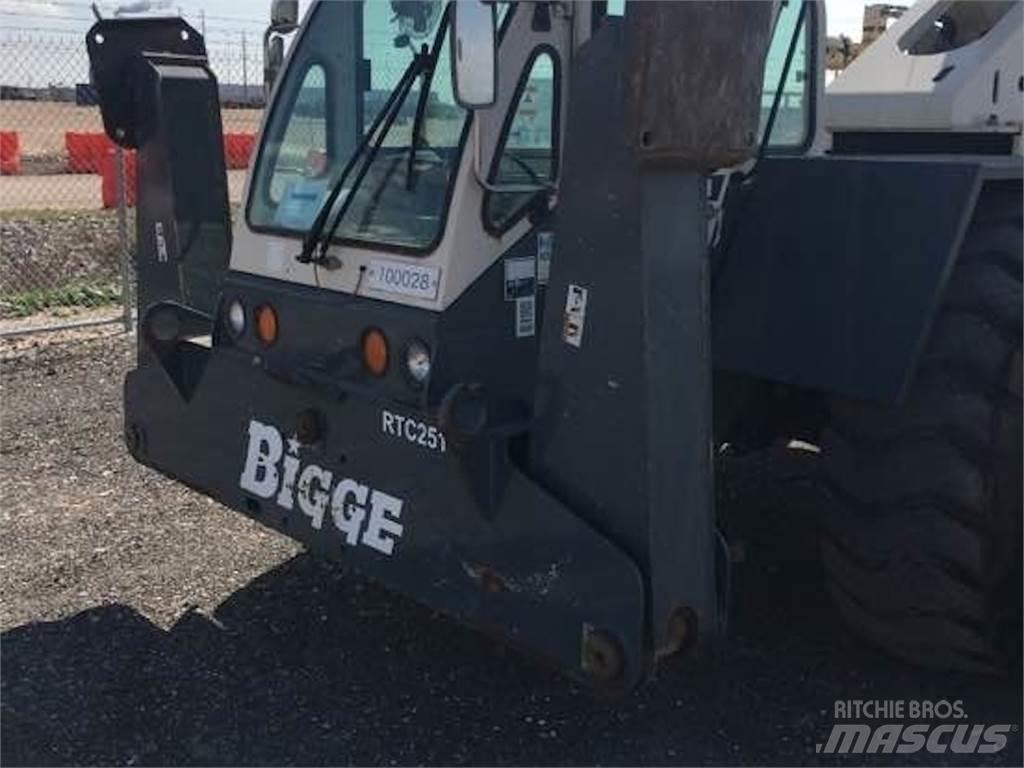 Terex CD225 Gruas Fora-de-estrada