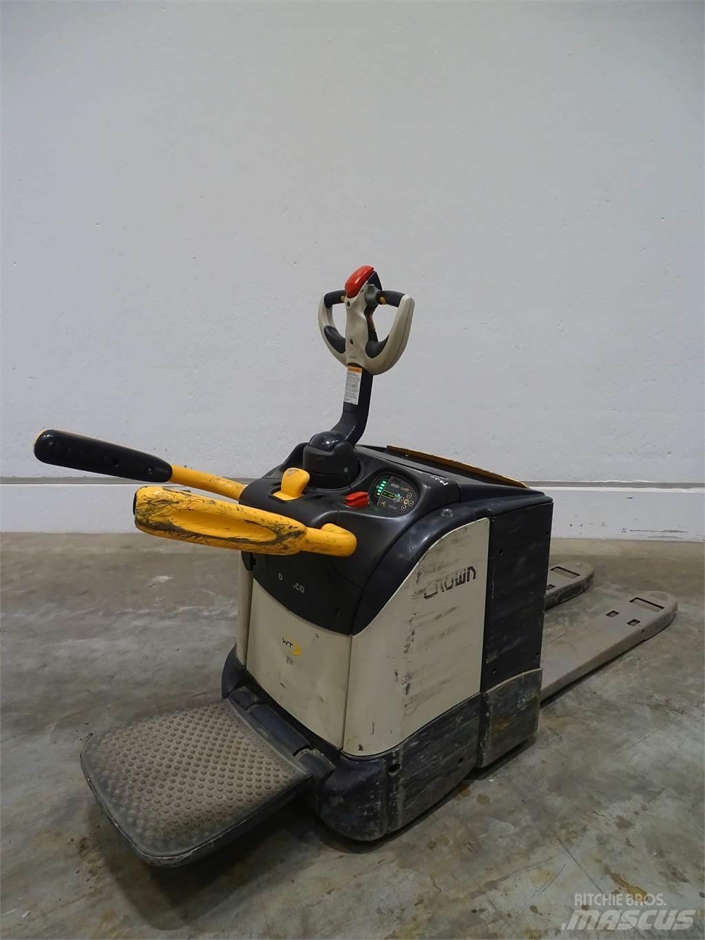 Crown WT3040 Porta palettes