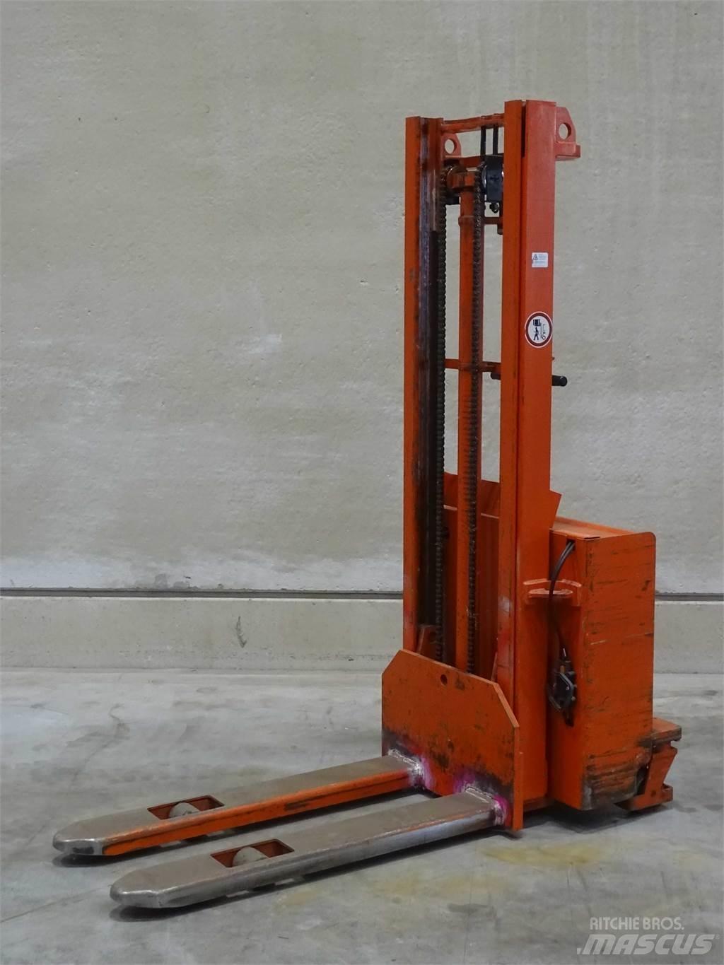 Lafis LEC10 Empilhador para operador externo