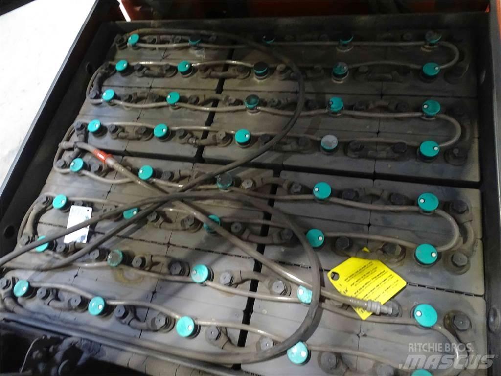 Linde E30 Empilhadores eléctricos