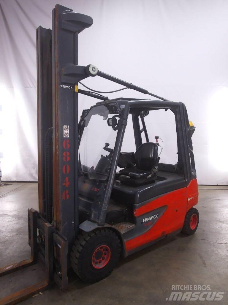 Linde E30L-01 Empilhadores eléctricos