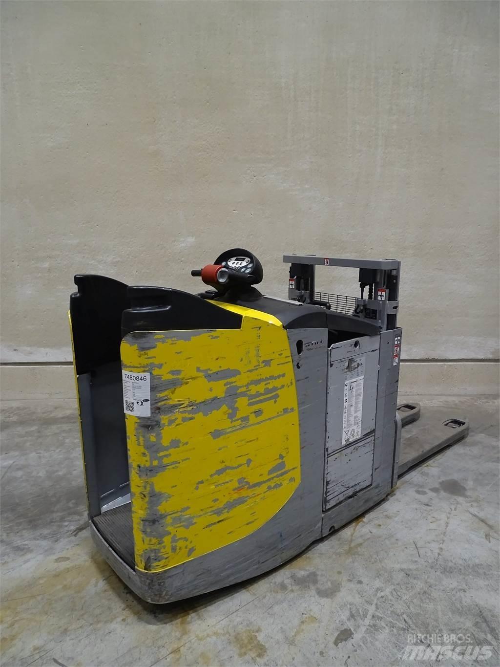 Still EXD-S20 Empilhador para operador externo