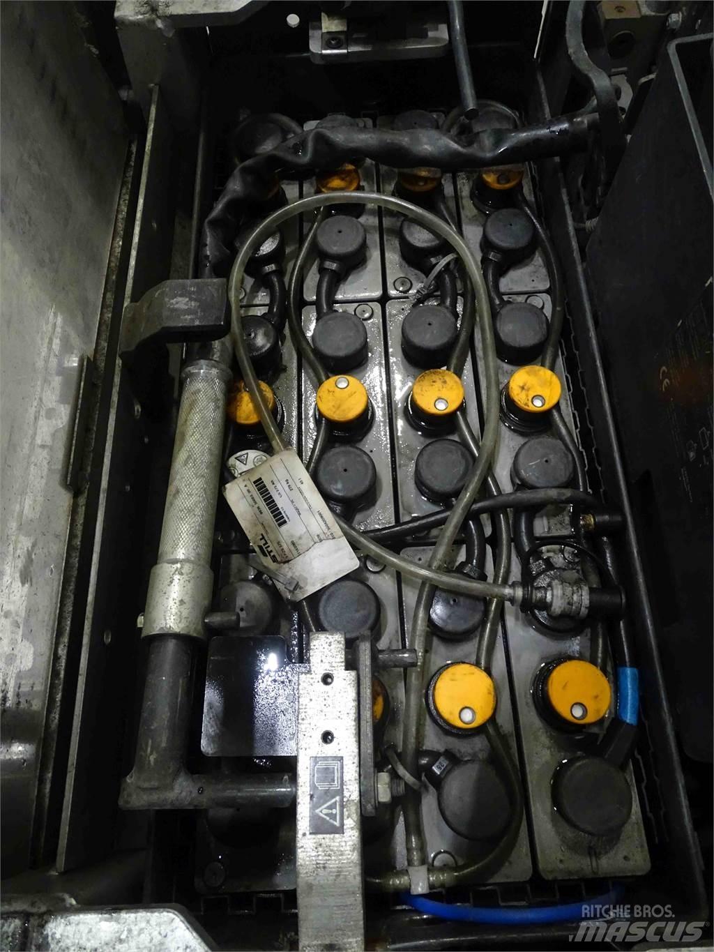 Still EXD-SF20 Empilhador para operador externo