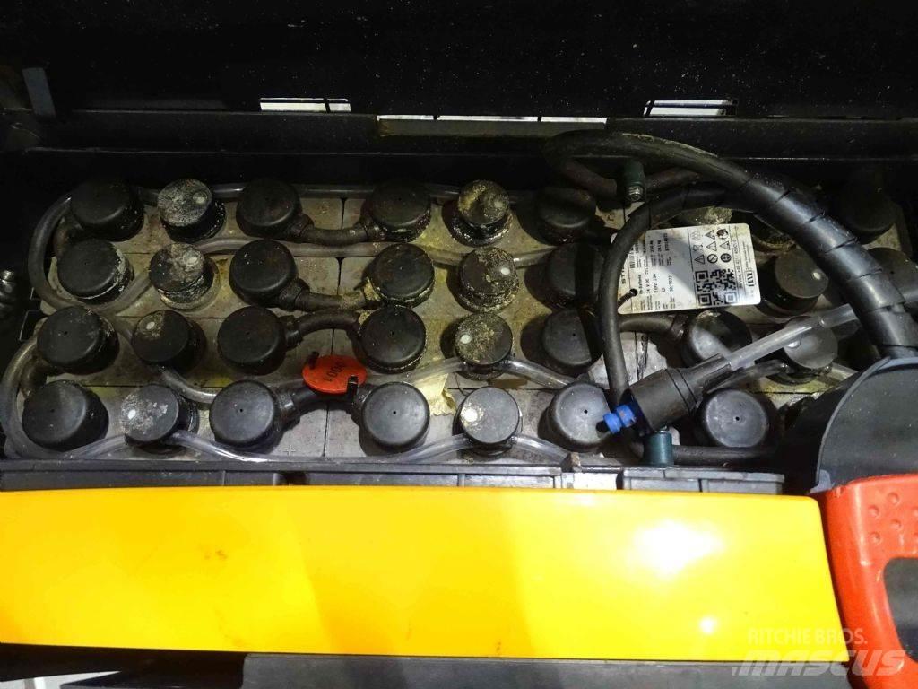 Still EXD18L Empilhador para operador externo