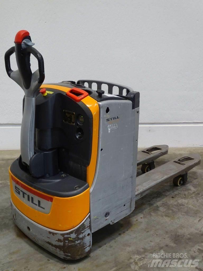 Still EXU-H20 Empilhador para operador externo