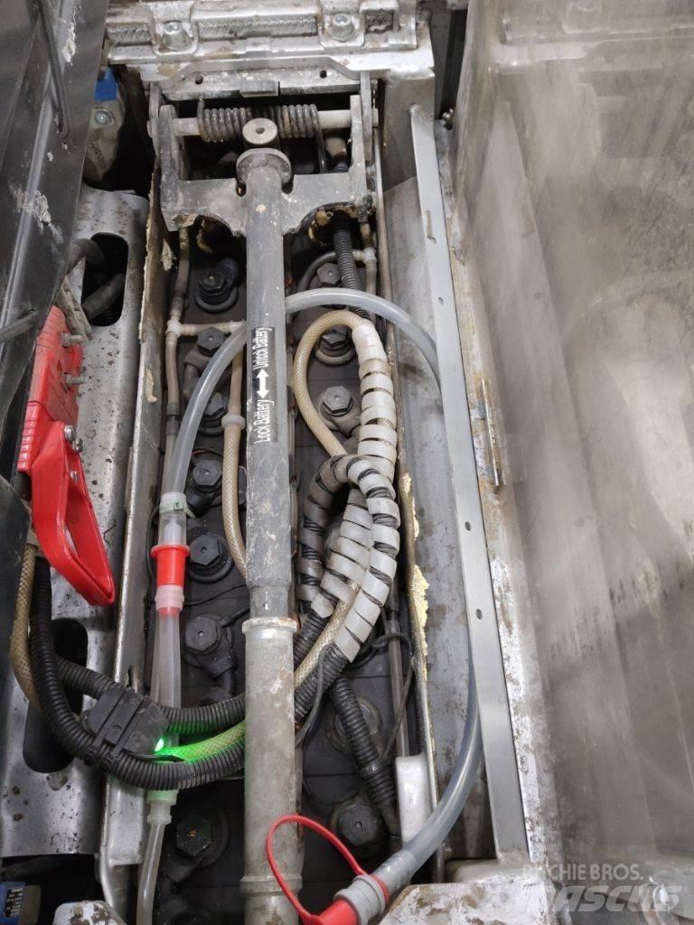 Still EXV-SF14I Empilhador para operador externo