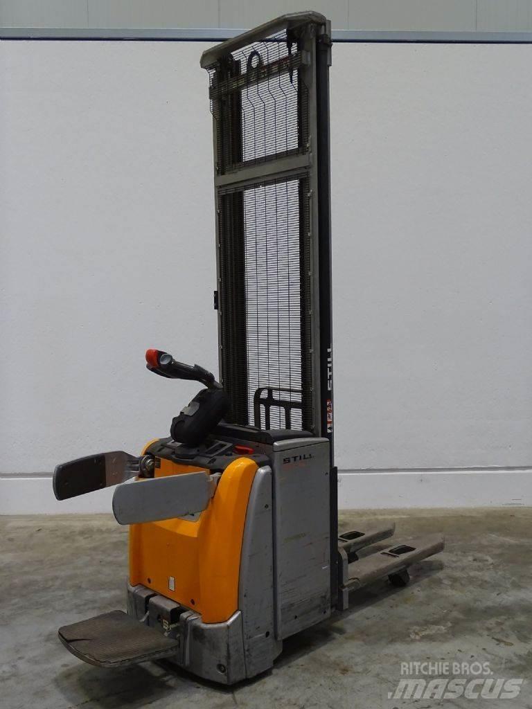 Still EXV-SF14I Empilhador para operador externo