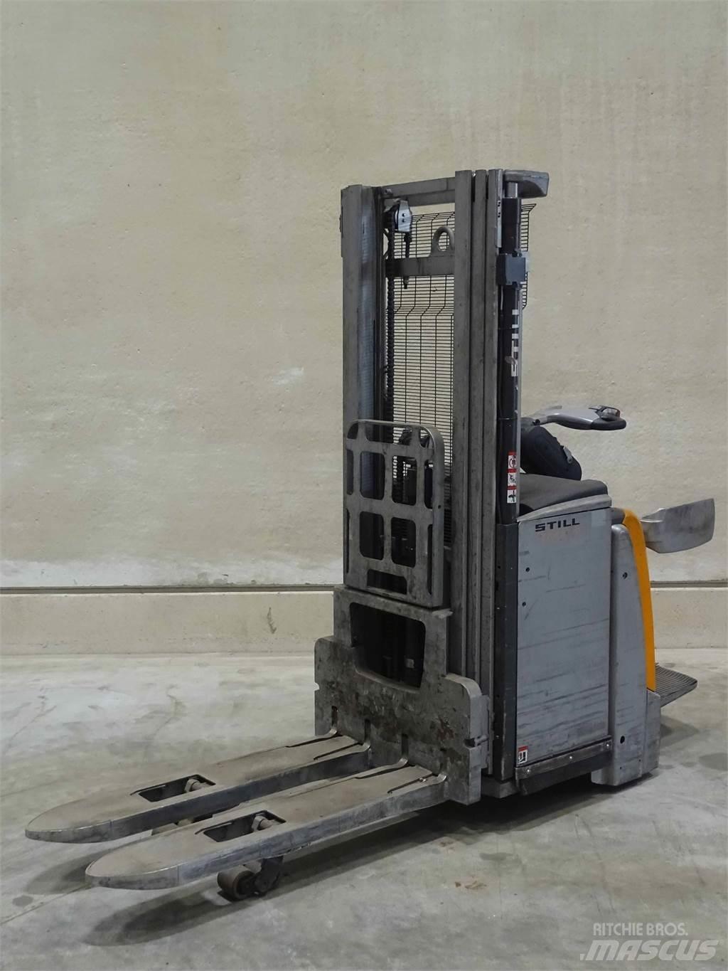 Still EXV-SF20I Empilhador para operador externo