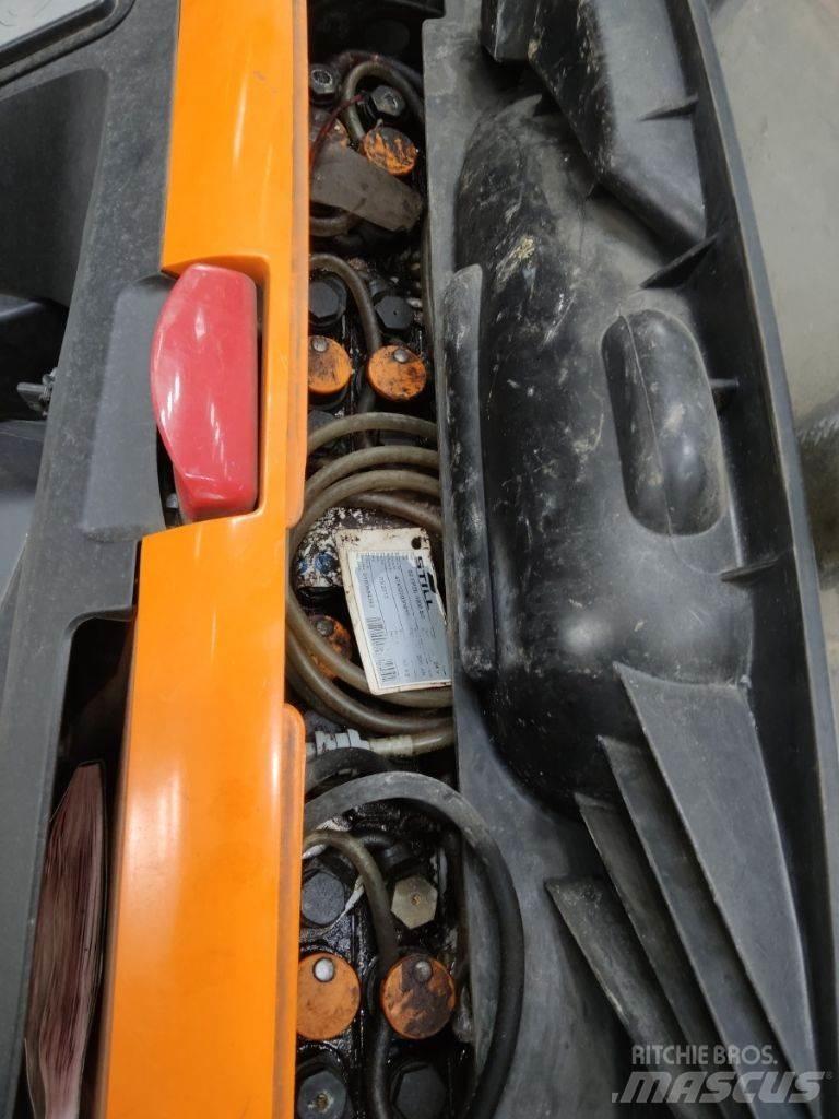 Still EXV10 Empilhador para operador externo