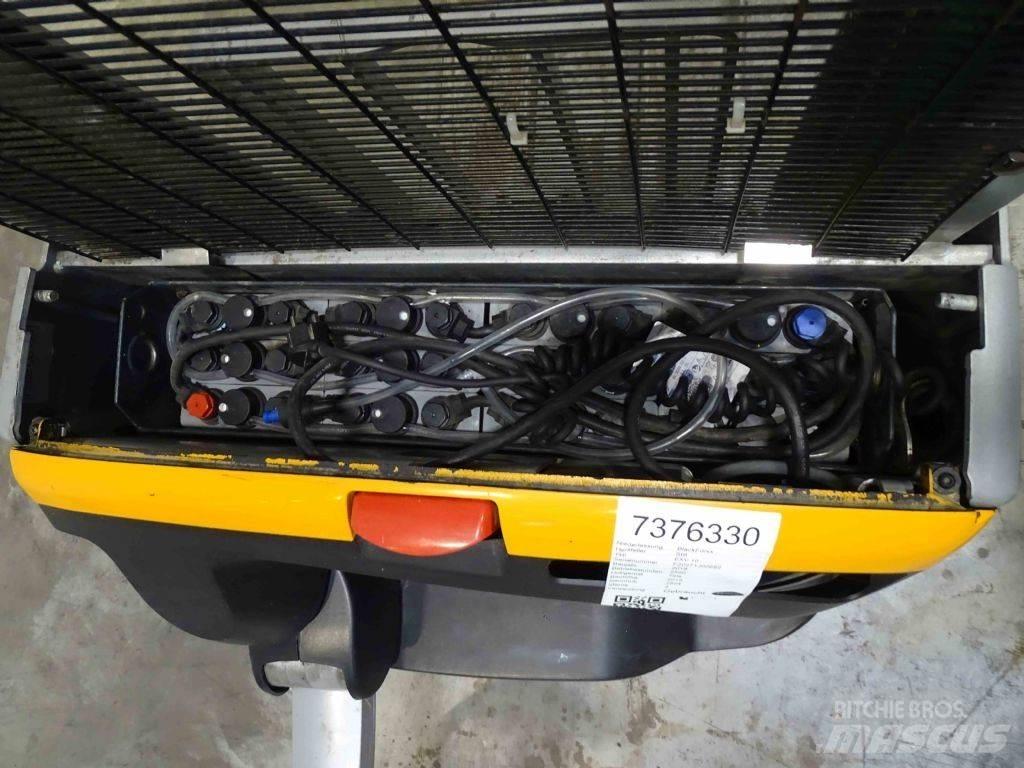 Still EXV10 Empilhador para operador externo