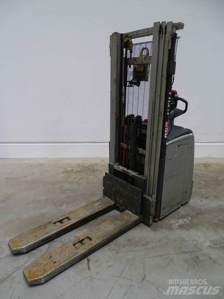 Still EXV14 Empilhador para operador externo