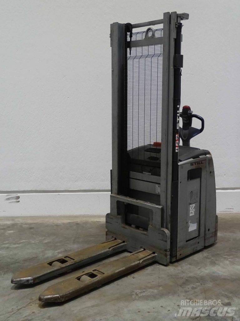 Still EXV14 Empilhador para operador externo