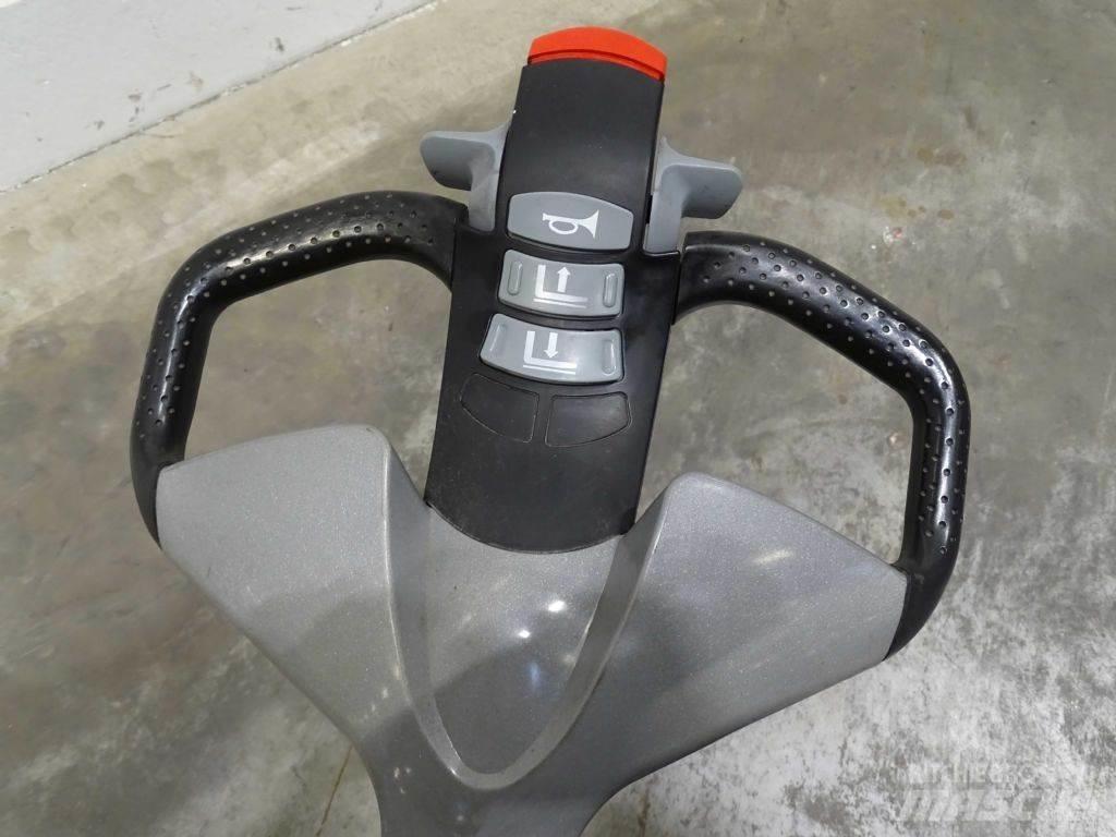 Still EXV14 Empilhador para operador externo