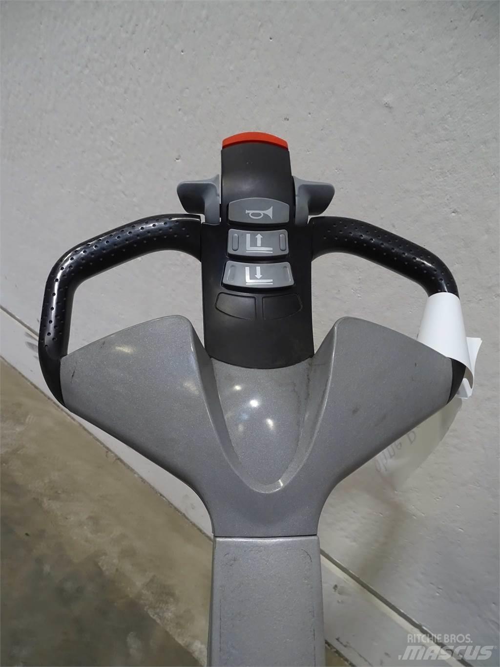 Still EXV14 Empilhador para operador externo