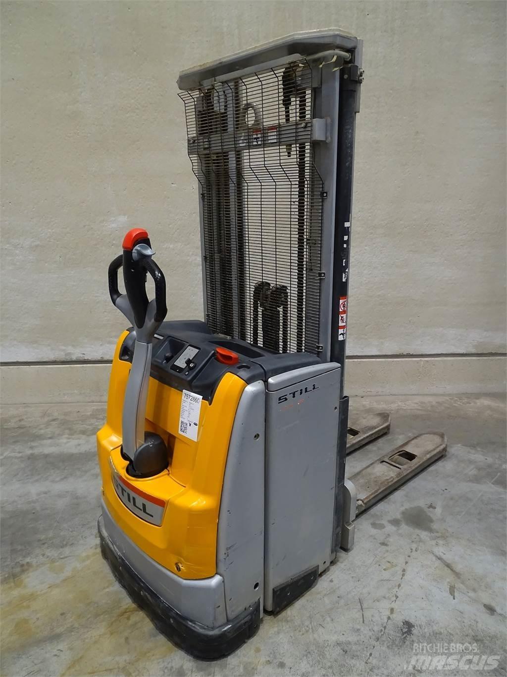 Still EXV14 Empilhador para operador externo