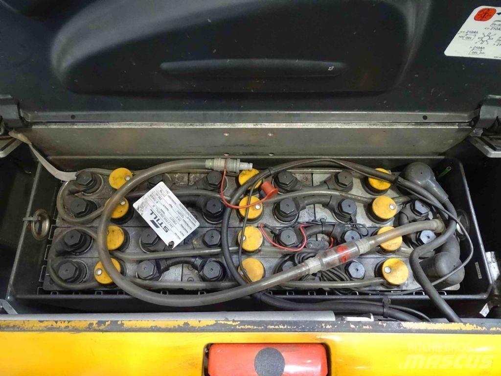 Still EXV14C Empilhador para operador externo