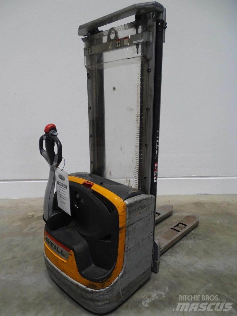 Still EXV14C Empilhador para operador externo