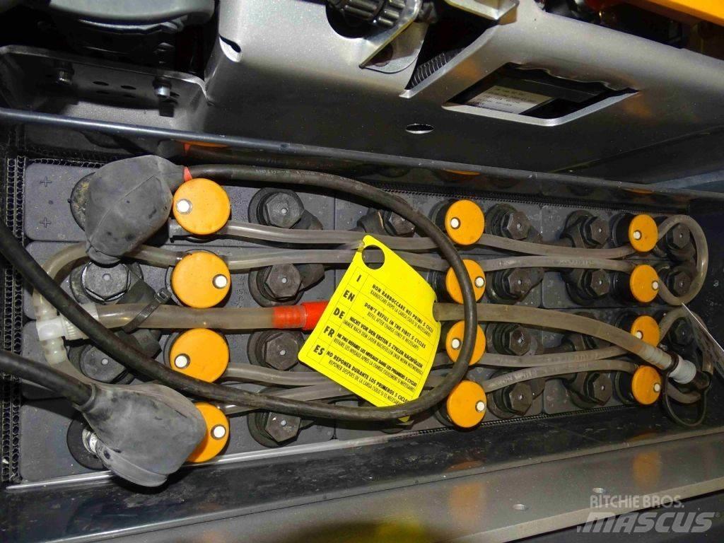 Still EXV14C Empilhador para operador externo