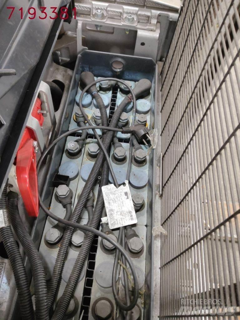 Still EXV16 Empilhador para operador externo