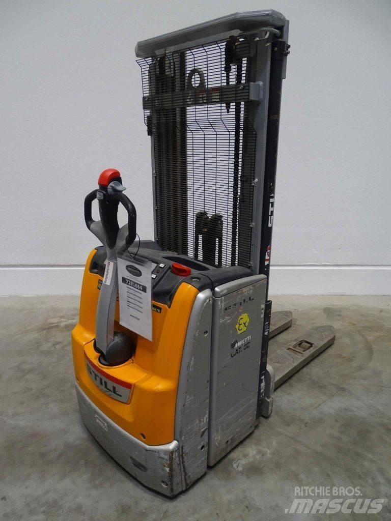 Still EXV16 Empilhador para operador externo