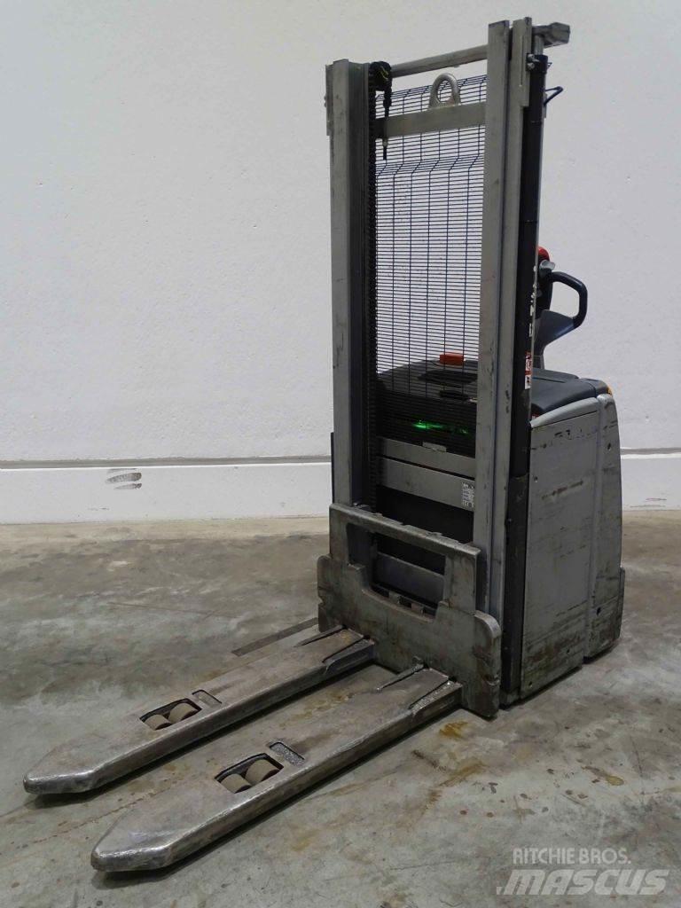 Still EXV16 Empilhador para operador externo