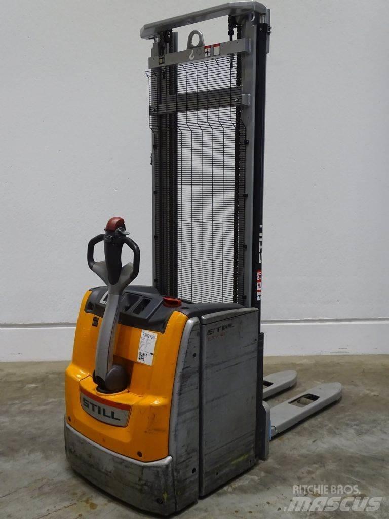 Still EXV16 Empilhador para operador externo