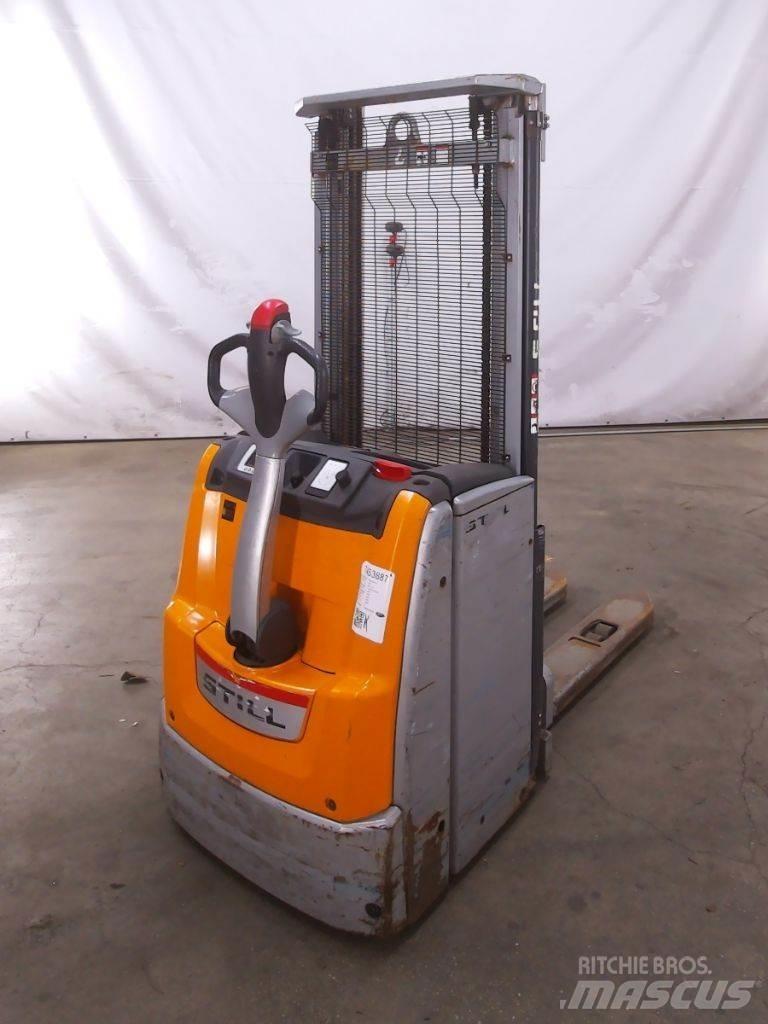 Still EXV16 Empilhador para operador externo
