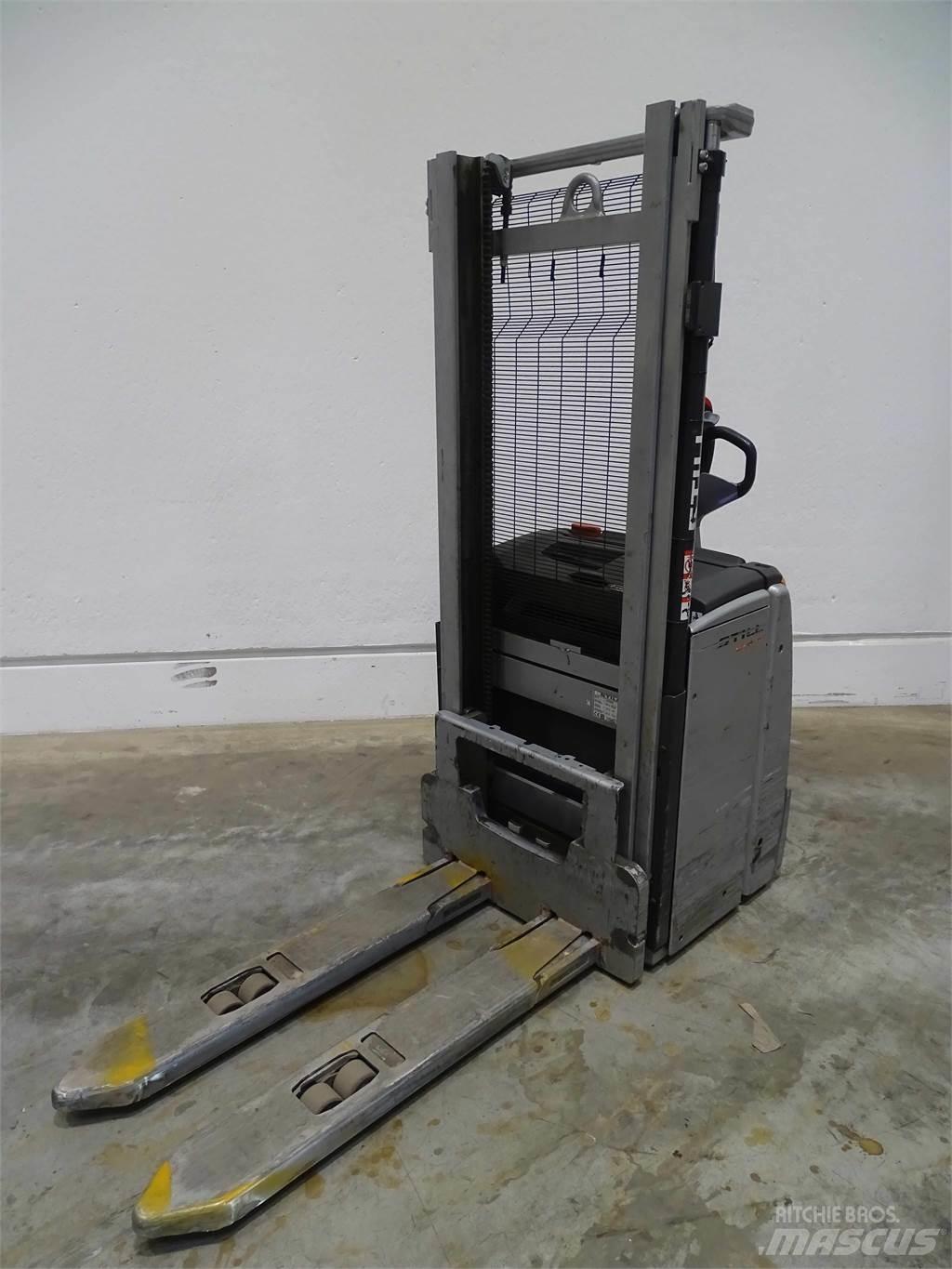 Still EXV16 Empilhador para operador externo