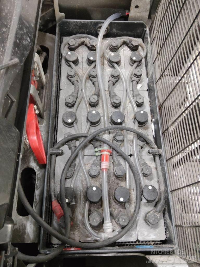 Still EXV20 Empilhador para operador externo